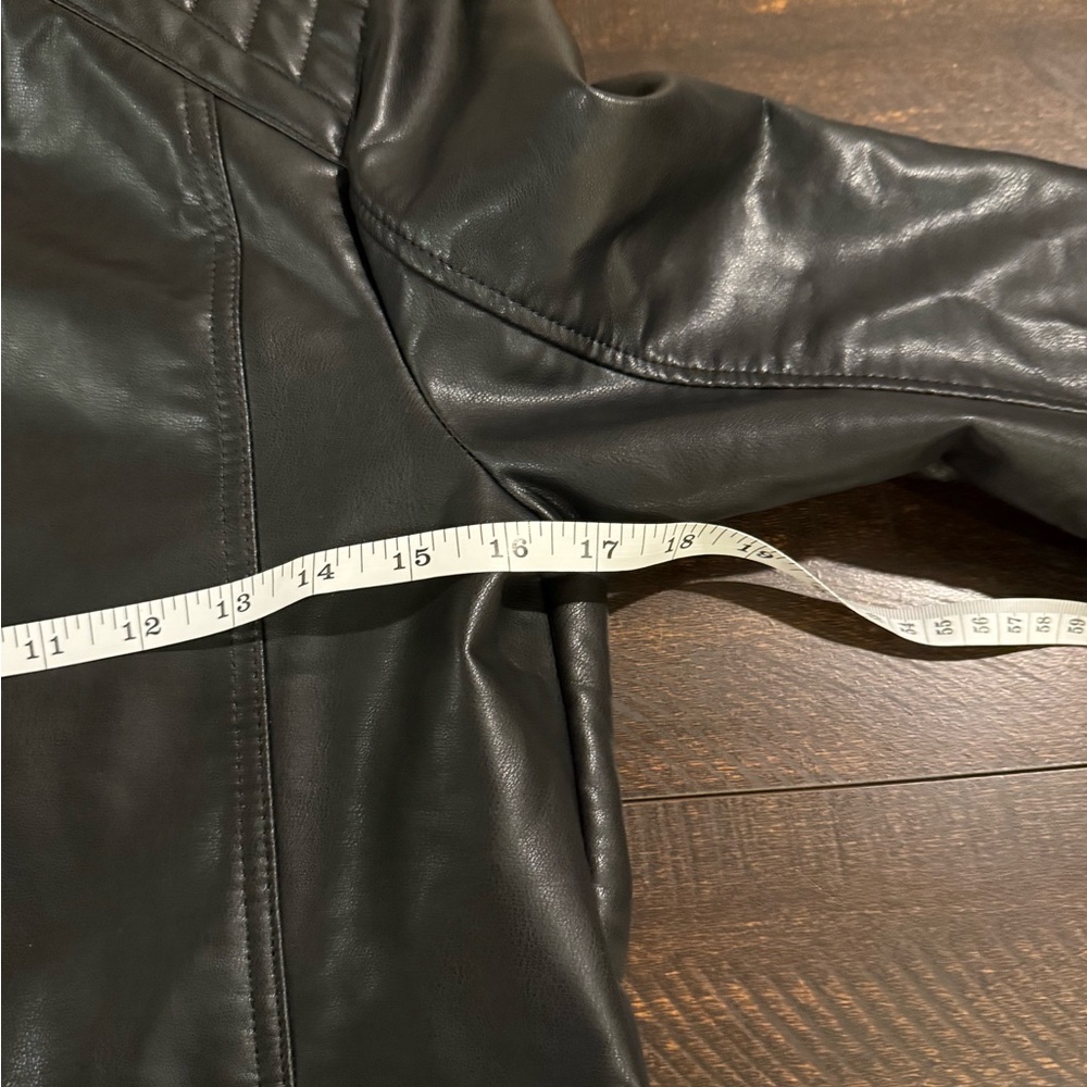 Zara Black Faux Leather Moto Jacket Quilted Shoulder Women S - Picture 7 of 10